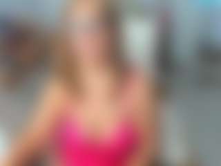 KarenHotMilf's Live Sex Cam Show