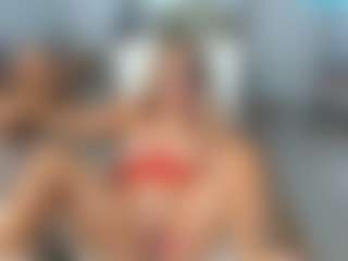 Live cam show with KarenHotMilf - Ass Clapping on Gym Cam Girls