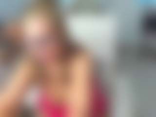KarenHotMilf's Live Sex Cam Show