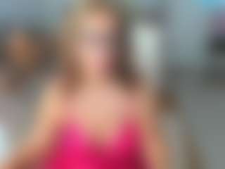 KarenHotMilf's Live Sex Cam Show