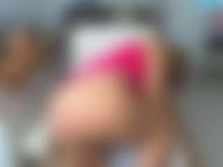 KarenHotMilf's Live Sex Cam Show