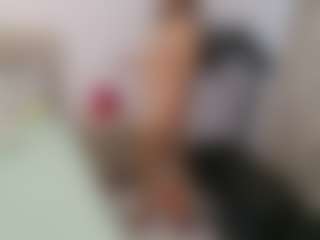 Live cam show with Anafit4you - Small Tits on livesexfox.com