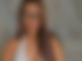 Live cam show with Ariana Dumont - Thong on dropp.cam