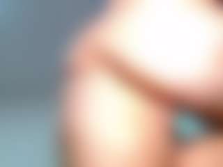 ashelymalefica MILF webcam performer live streaming