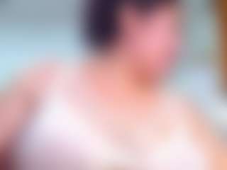 ashelymalefica MILF webcam performer live streaming