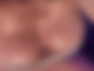 Live cam show with ashlye-miller - Flashing on live18s.com