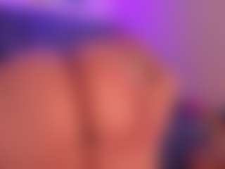 Live cam show with ashlye-miller - Solo on Camsoda