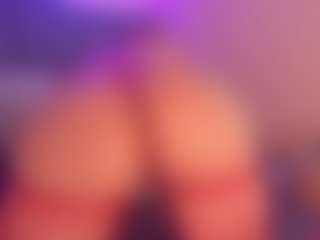 Live cam show with ashlye-miller - Bikini on Dolls Live