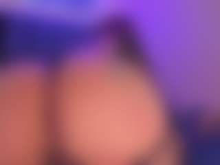 Live cam show with ashlye-miller - Dildo on Dolls Live