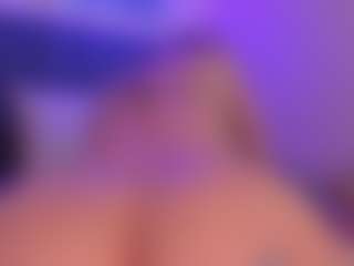 Live cam show with ashlye-miller - Blowjob on Camsoda