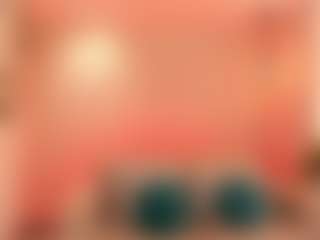 Live cam show with MariaHerrera - Living Room on justonemore.cc