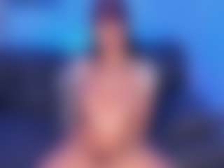 Live cam show with MariaHerrera - Living Room on Cam Slut