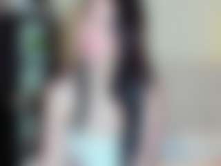 Live cam show with Tune-Godness - Thong on SinfulBabes