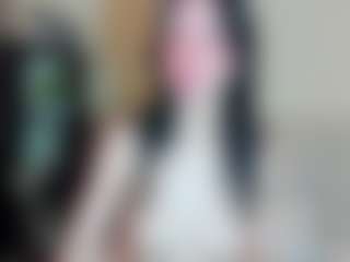 Live cam show with Tune-Godness - Skinny Teen (18+) on Cam Slut