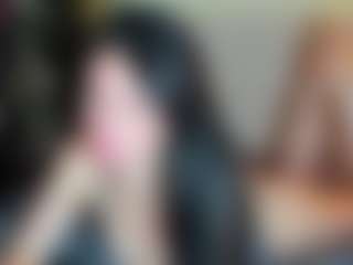 Live cam show with Tune-Godness - Thong on chickslive.net