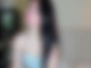 Live cam show with Tune-Godness - Camel Toe on Dolls Live