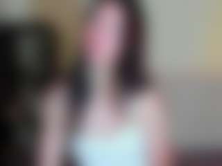 Live cam show with Tune-Godness - Facial Piercings on chickslive.net