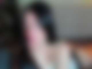 Live cam show with Tune-Godness - College Brown Hair on Big Tits