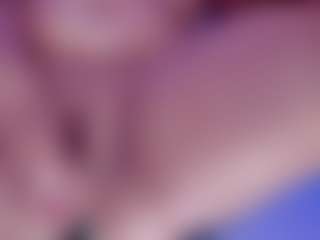 Live cam show with Angela-Coffee - Red Hair Young Adult on instabang