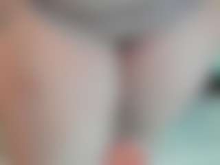 Live cam show with Angela-Coffee - Red Hair Amateur on Camsoda