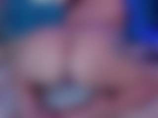 Angela-Coffee's Live Sex Cam Show