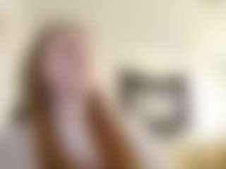 Live cam show with AnikaLipps - Grey Eyes on Camming Site