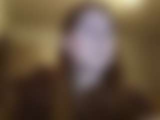 Live cam show with AnikaLipps - Glasses on infinitiblacc.com