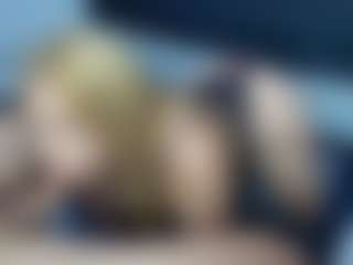 white_doll's Live Sex Cam Show