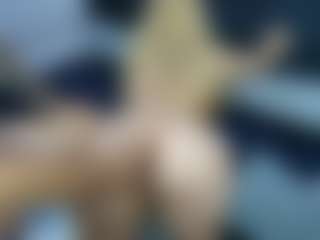 white_doll's Live Sex Cam Show