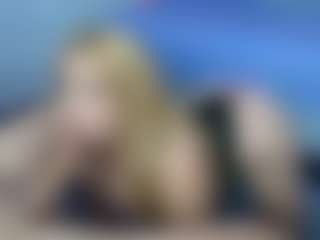 white_doll's Live Sex Cam Show