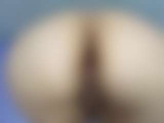 white_doll's Live Sex Cam Show