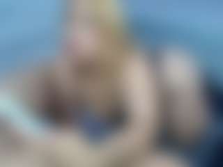 white_doll's Live Sex Cam Show