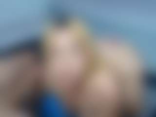 Live cam show with white_doll - Blue Eyes on AdultVida.com