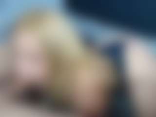 Live cam show with white_doll - Smoking on xxxlivecams.org