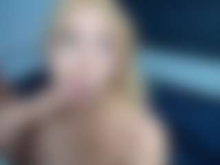 white_doll's Live Sex Cam Show
