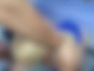Live cam show with white_doll - Skinny on madthumbs