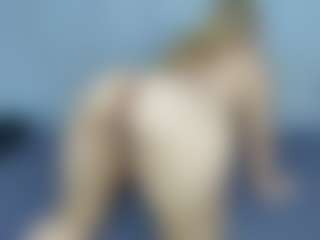 Live cam show with white_doll - Gagging on parknlotfishbdy
