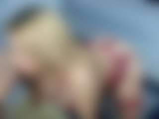Live-sekscamshow van white_doll