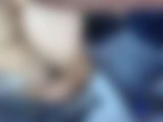 white_doll's Live Sex Cam Show