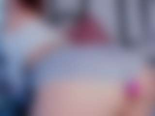 Live cam show with Hanny - Red Hair Lush on luckytryst.com