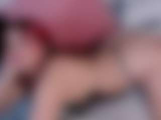 Live cam show with Hanny - Red Hair on CamwithHer