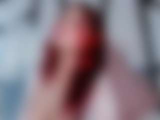 Live cam show with Hanny - Red Hair Shaved Pussy on Gym Cam Girls