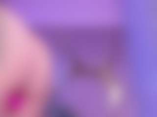 Live cam show with Hanny - Facial Piercings on Camsoda