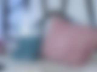 Live cam show with Hanny - Red Hair on Camsoda