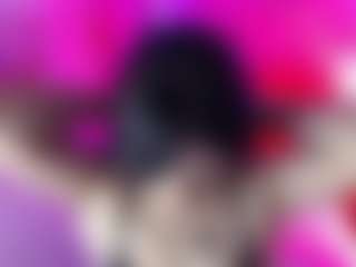 Sara Martin MILF en webcam transmitiendo en vivo
