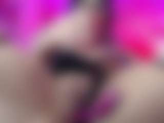 Live cam show with Sara Martin - Amateur on Fapmatic.com