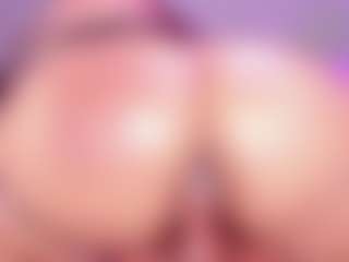 VanessaKalo's Live Sex Cam Show