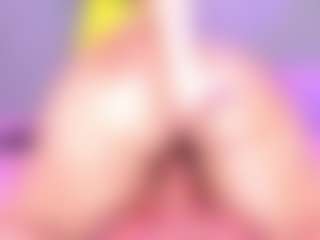 Live cam show with VanessaKalo - Blowjob on SinfulBabes
