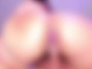 VanessaKalo's Live Sex Cam Show