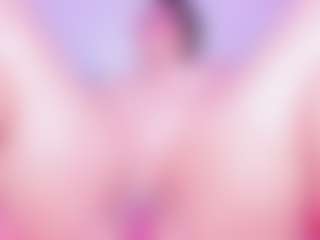Live cam show with VanessaKalo - Squirt on Camsoda